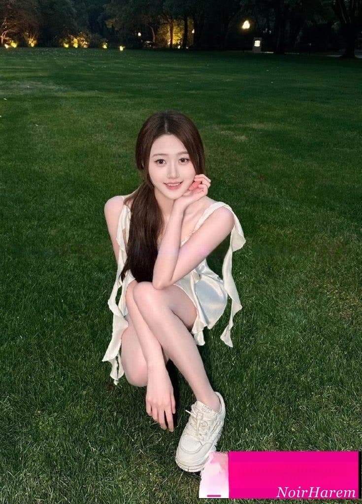 Yu Xin 羽馨 — 8