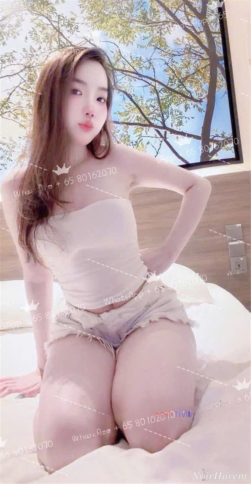 Julie — 8