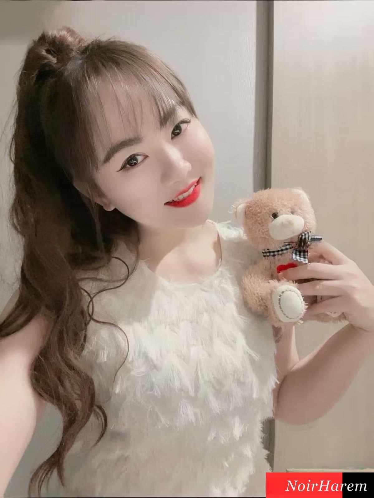 Lily — 4