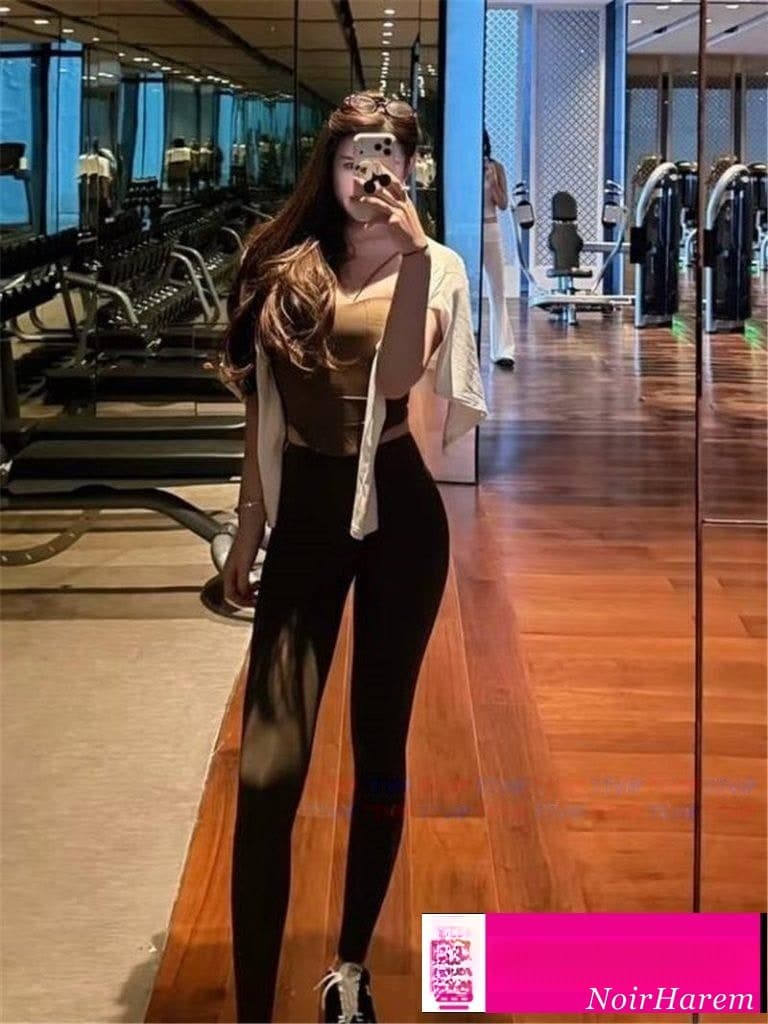 Xin Yue（庄心悦） — 6